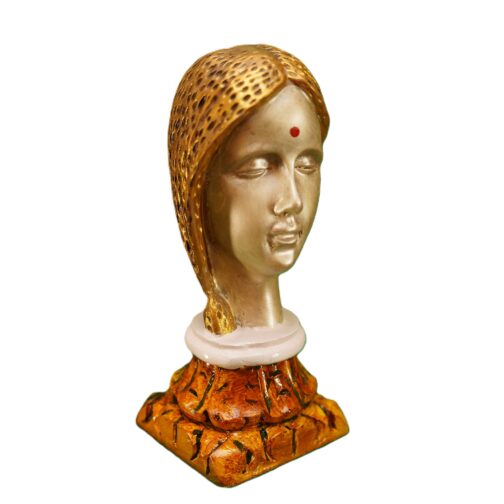 Lady figurine - Image 3